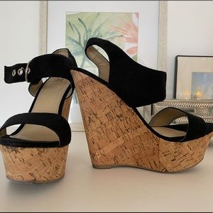 Platform heels with strap